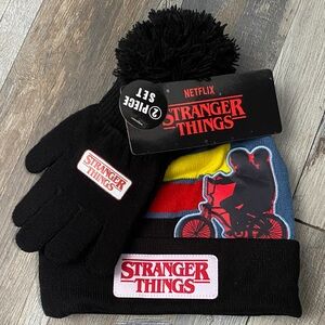 Kids Beanie and Gloves Set - Black and Blue